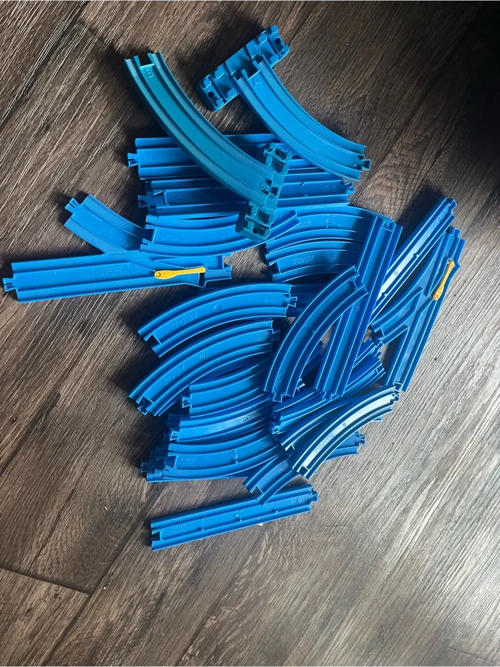 Thomas The Train Trackmaster TOMY Blue Train Track Lot Of 30 Pieces